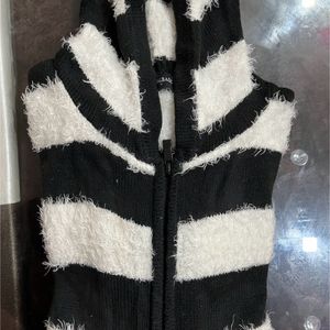 Women Furr Zipper