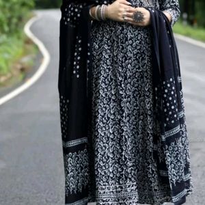 Anarkali Kurta Bottom And Dupatta Set ❤️‍🩹