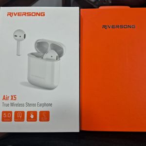 True Wireless Stereo Earphone