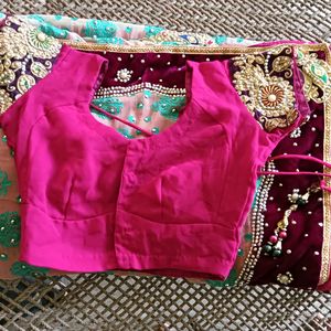 Saree With Stone And Blouse