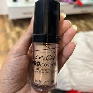 LA Girl foundation