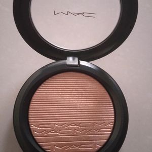 Mac Brand New Highlighter