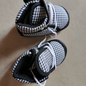 Baby Shoes With Sound