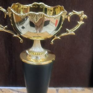 TROPHY