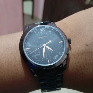 Sonata Men black Dial Metal Watch.