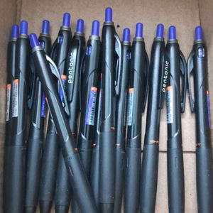 10 Pentonic Blue Pens And 7 Highlighters