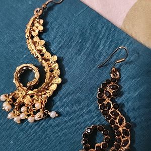 Combo Of 3 Pair Earrings And Hair Clip