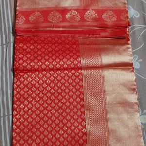 Ethnic Motifs Woven Design Zari Saree