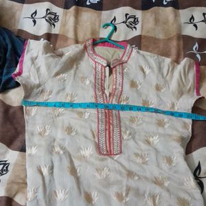 3 PC Customized Kurta Set With Brasso Duppata Bott