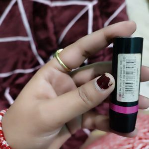 Elle 18 Color Pops Silk Lipstick- R02