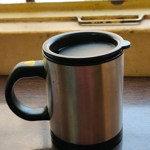 Self Stirring Mug