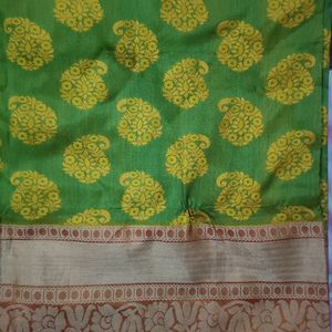 Silk Saree Printed With Red Border