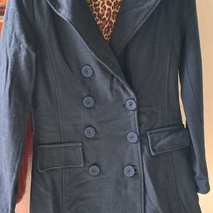 Buttoned Fitted Coat