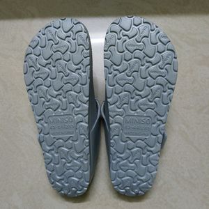 Miniso Flipflops