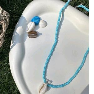 Blue Beaded Necklace ❄️🫧🌊🌬️🐬