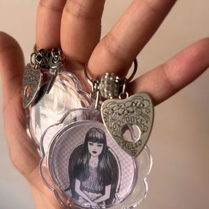 Tomie Keychain 🖤