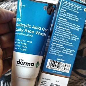 The Derm co. Salicylic Acid Face Wash