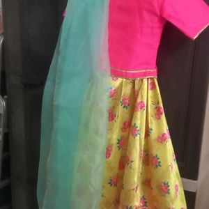 Traditional Lehenga Choli with dupatta for 8-10 yr