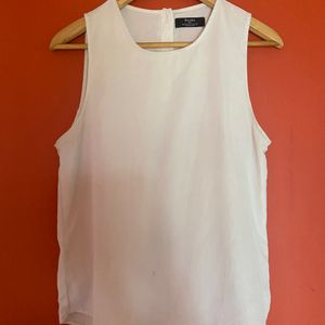 Bershka (U.S) Sleeveless Top M Size