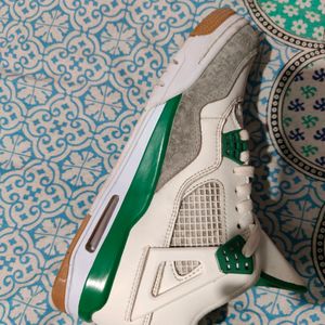 Jordan 4 Sb Pine Green