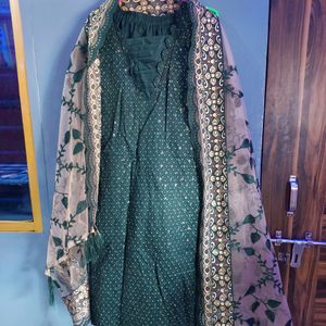 Kurta Pant Set With Heavy Dupatta