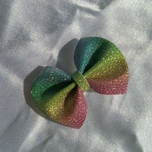 Hair pins clips bow style multi colour pack Of 1