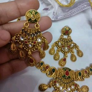 Golden Jewelry Set