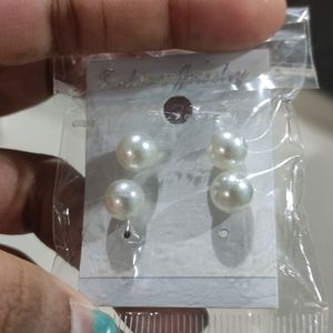 Beautiful Pearl Earrings set