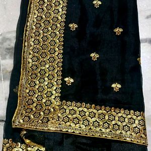 PRICE DROP✨Black Saree With GoldenStone Work