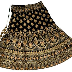 Festive Or Wedding Wear Dark Green Lehenga