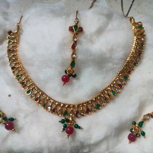 Authentic Kundan Jewellery Set