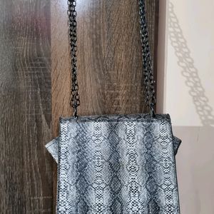 Esbeda Snake Skin Print Sling Bag