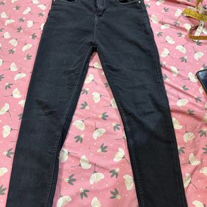 WOMEN BLACK JEANS