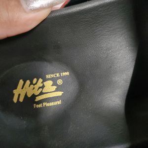 Hitz Mens Slipper.