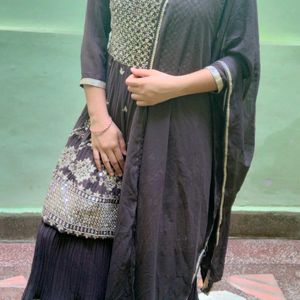 Sarara Set With Dupatta