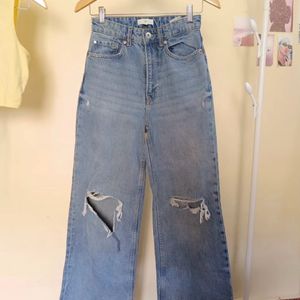 H&M Ripped Jeans With Yellow Tank Top Combo