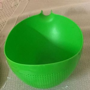 Plastic Rice Wash Bowl With Handle