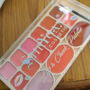 Lip And Cheek Palette