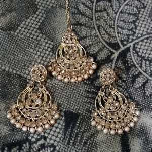 Earings With Teeka