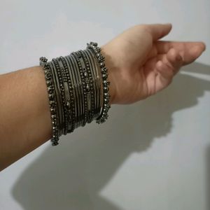 Alluring Silver Bangles