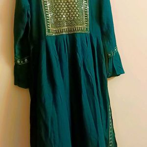 Nayra Kurta Gd Condition