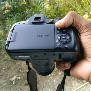 Canon 800D Camera