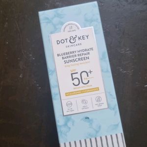 Dot&Key Blueberry Sunscreen