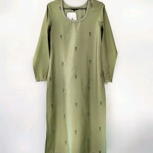 Inddua Pista Green Suit Set Malaika Edition/Size-S