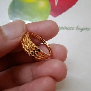 Classic Golden Ring