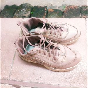 Peach 🌸Sneakers For Women