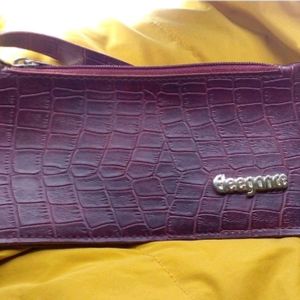 Marron Hand Purse