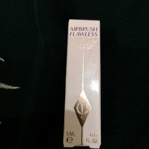 Charlotte Tilbury Airbrush Flawless Foundation