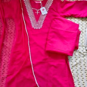 v-line Kurta Set With Pant And Dupatta