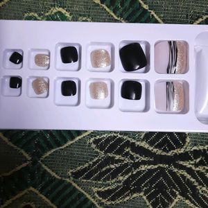 Reusable|Washable Korean TOE NAILS - Set Of 12